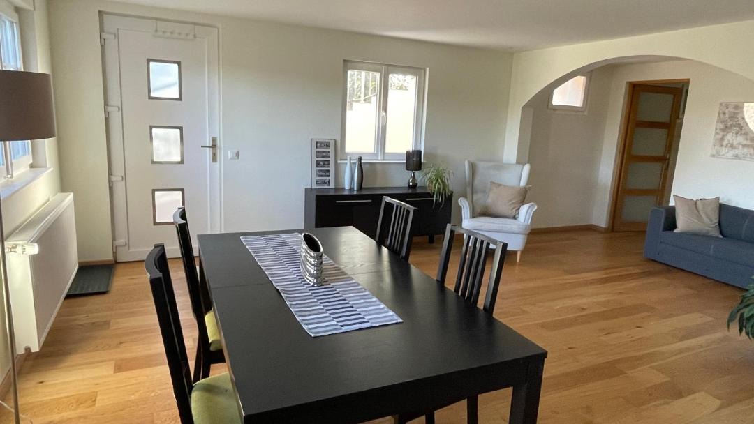 Photo of Livingroom in Aclens