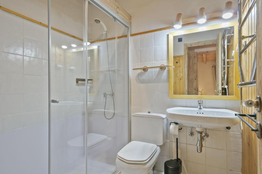 Photo of Bathroom in Garos