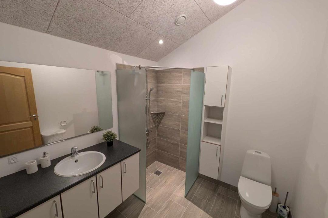 Photo of Bathroom in Kolkaer