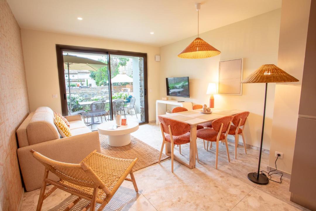 Photo of Others in Cavaliere