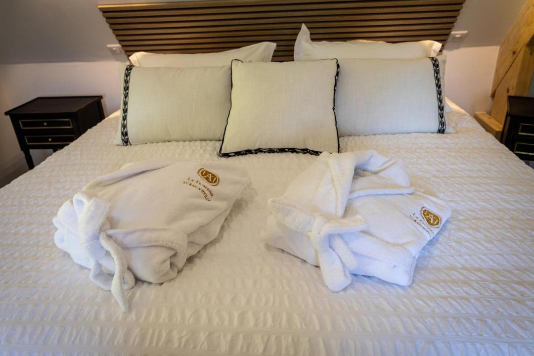 Photo of Bedroom in Angerville