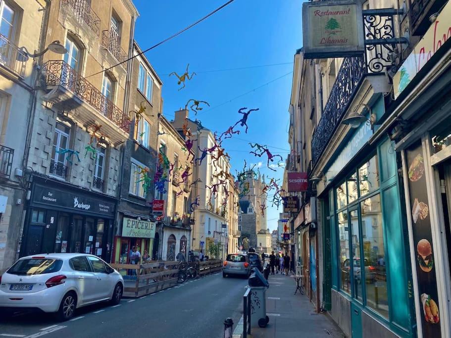Photo of Buildings in Richebourg - Saint-Clement