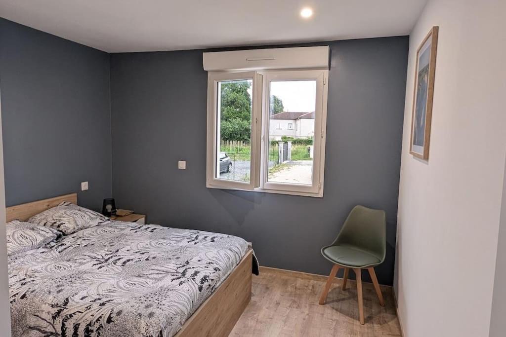 Photo of Bedroom in Saix