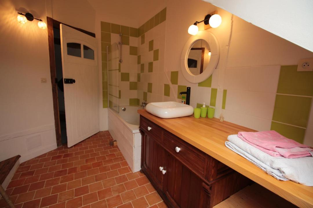 Photo of Bathroom in Laigne-en-Belin