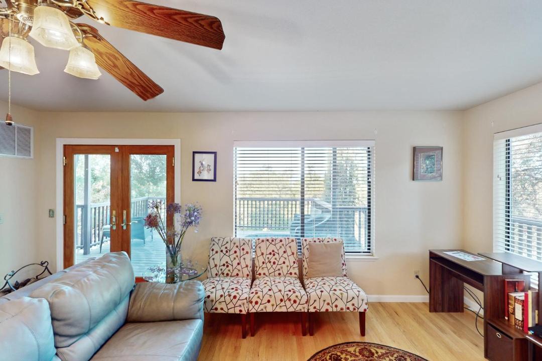 Photo of Others in Cloverdale