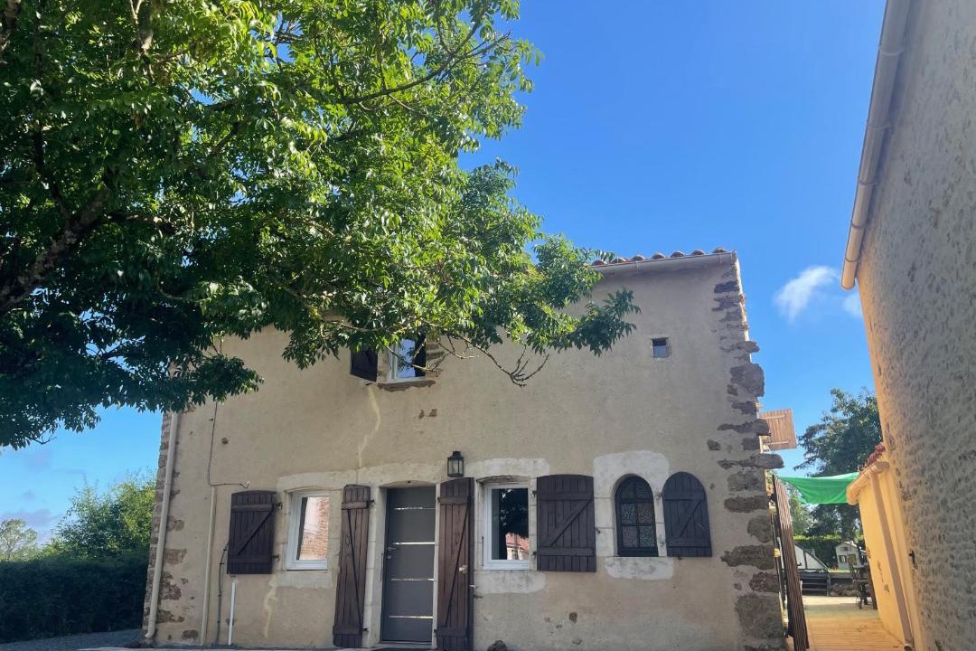 Photo of Buildings in La Chapelle-Themer