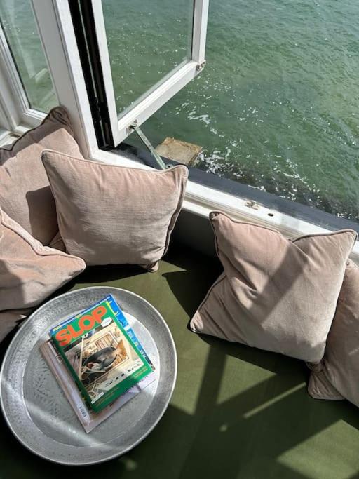 Photo of Others in Netley