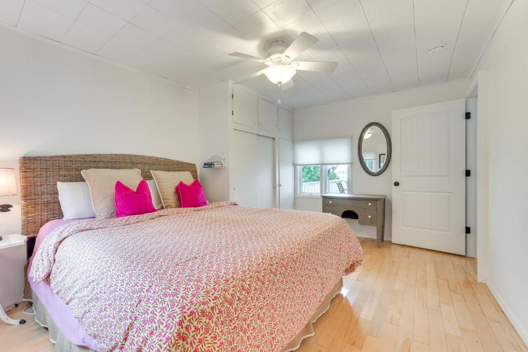 Photo of Bedroom in Alanson