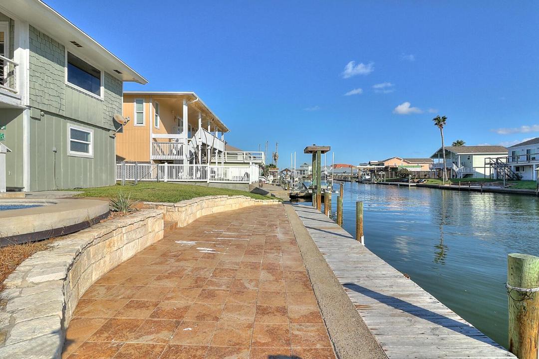 Photo of Others in City-by-the Sea