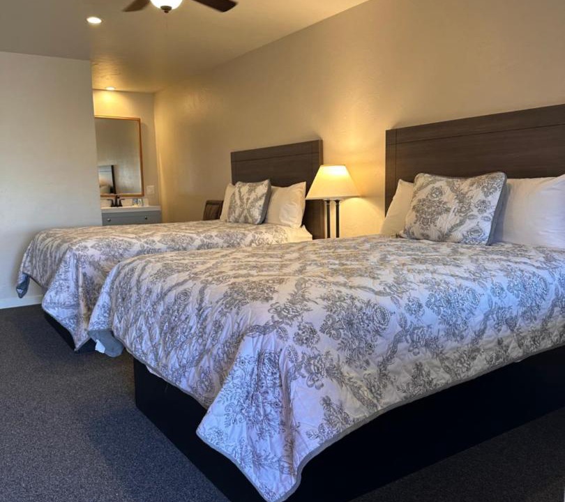 Photo of Bedroom in Lee Vining