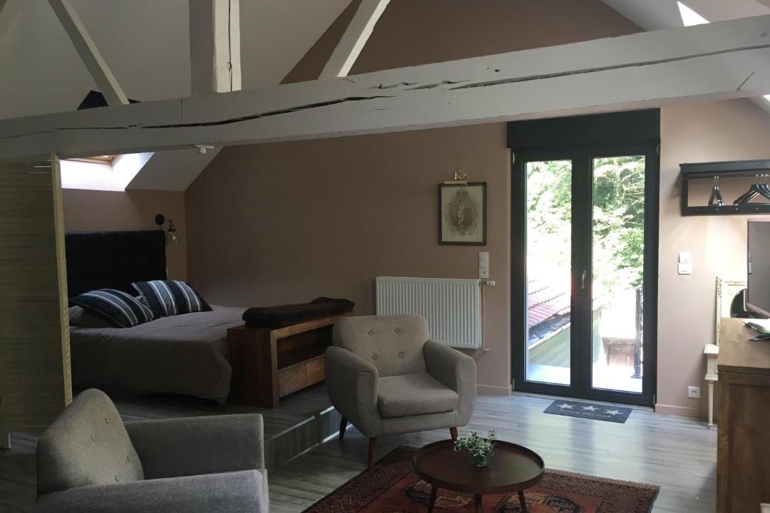 Photo of Others in Artres