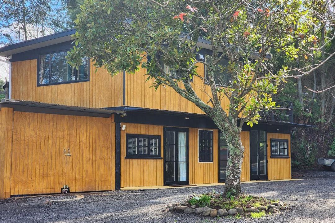 Photo of Others in Thames