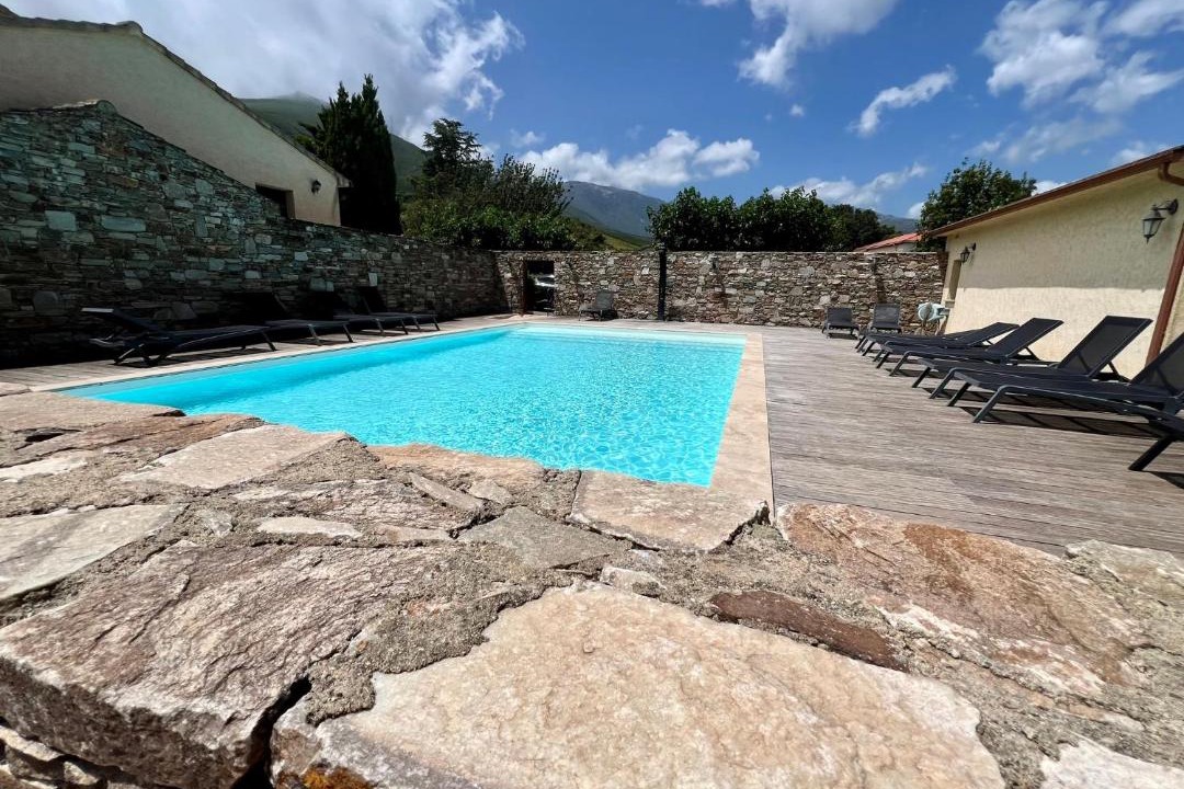 Photo of Others in Sisco