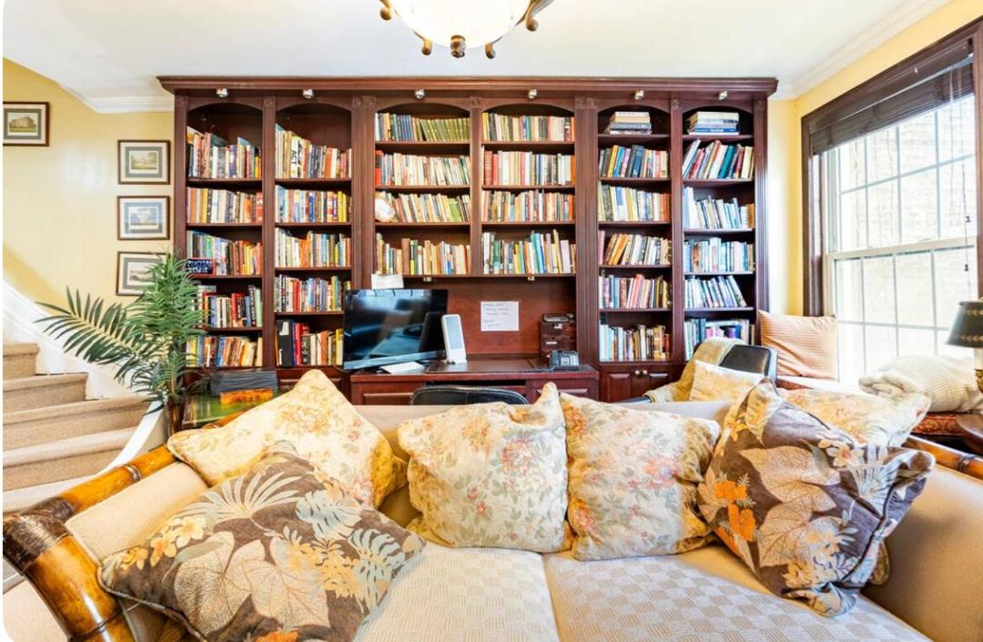 Photo of Others in Upper East Side