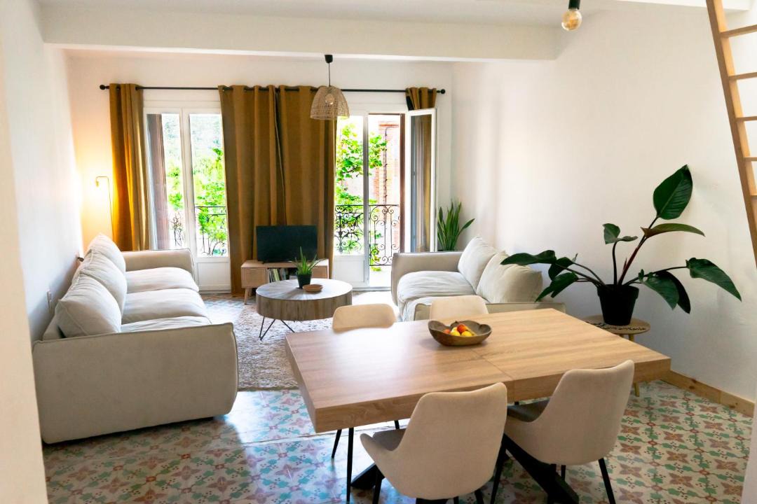 Photo of Livingroom in Tautavel