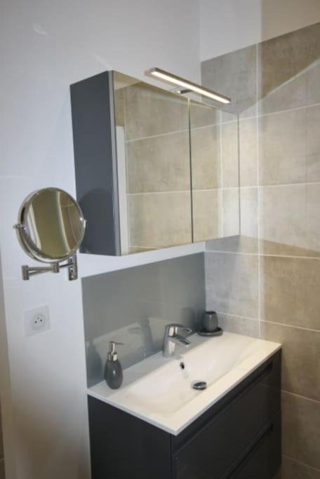 Photo of Bathroom in Toulouse City-Centre