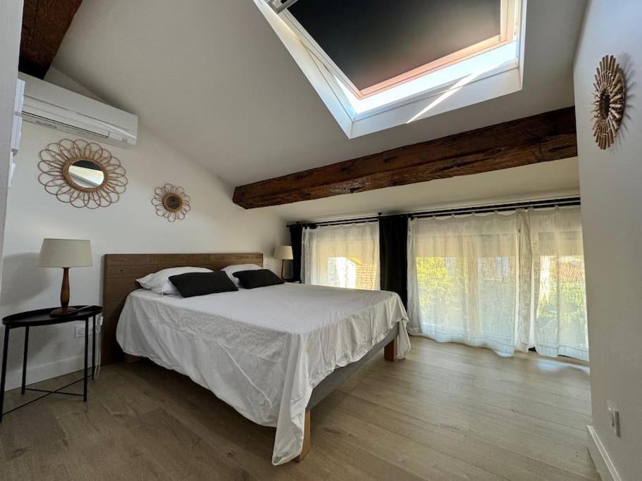 Photo of Bedroom in Alenya