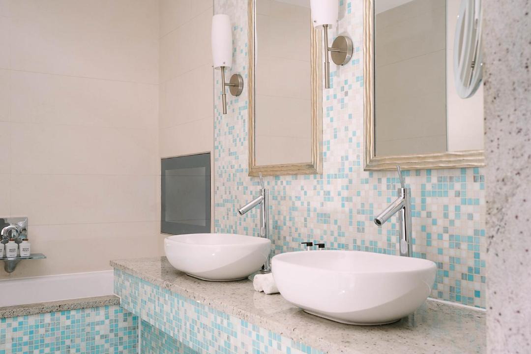 Photo of Bathroom in Bagshot