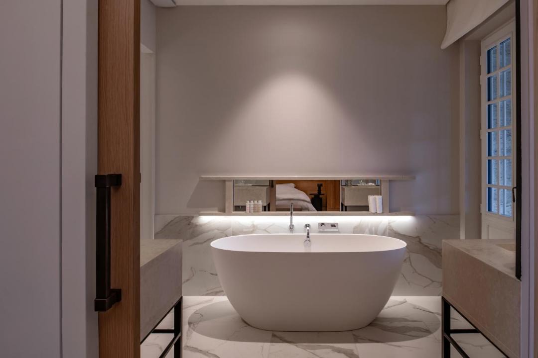 Photo of Bathroom in Labarde