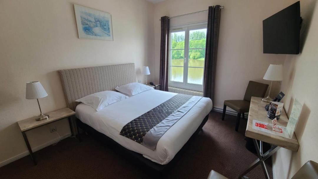 Photo of Bedroom in Gouvieux