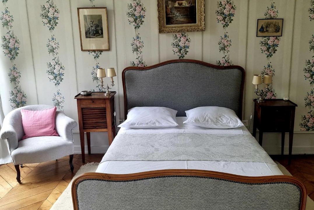 Photo of Bedroom in Guereins