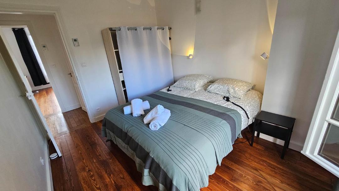 Photo of Bedroom in Alfortville