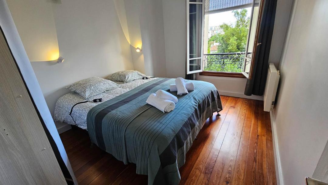 Photo of Bedroom in Alfortville