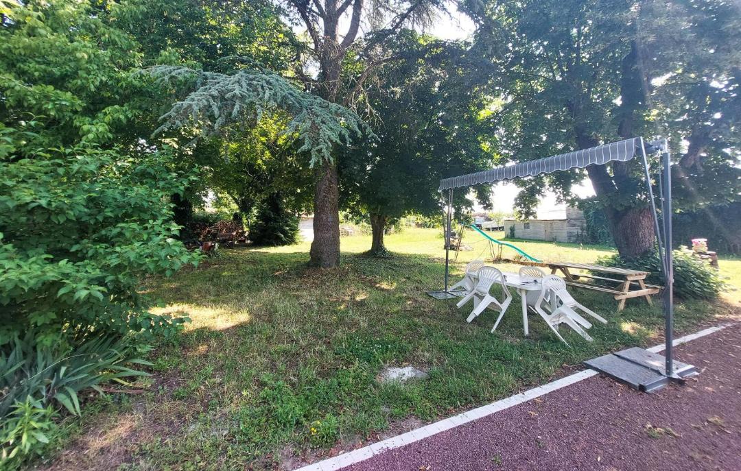 Photo of Outdoor in Allonnes
