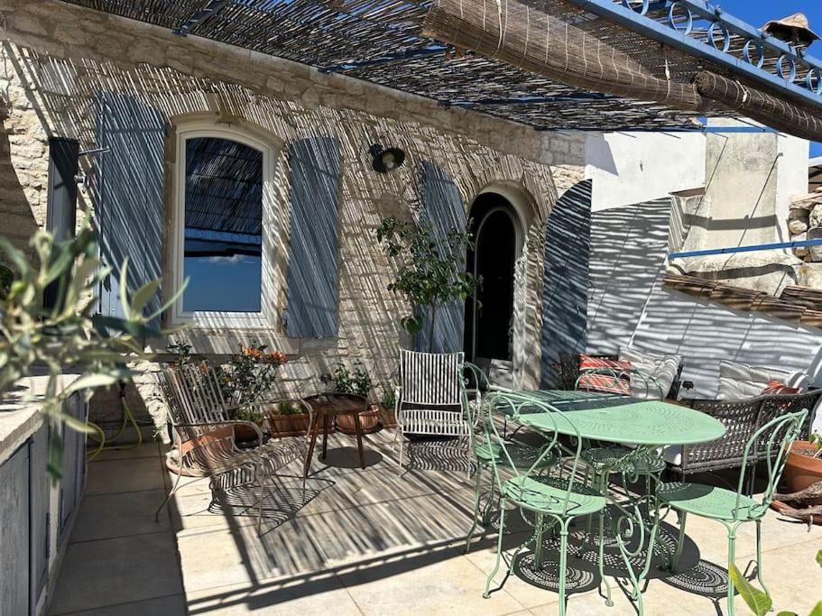 Photo of Patio Balcony in Vezenobres