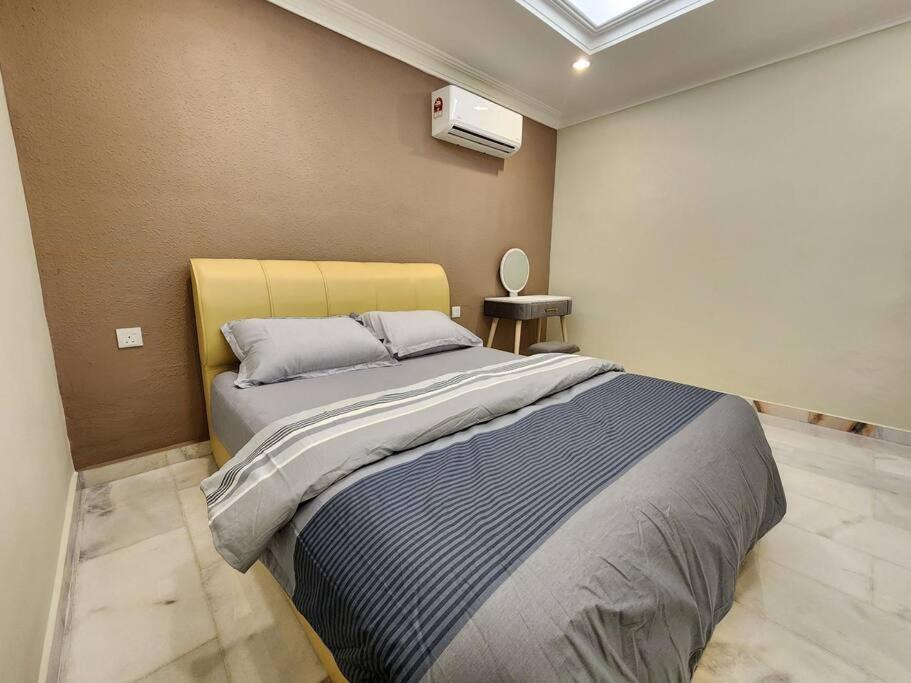 Photo of Bedroom in Central Seberang Perai
