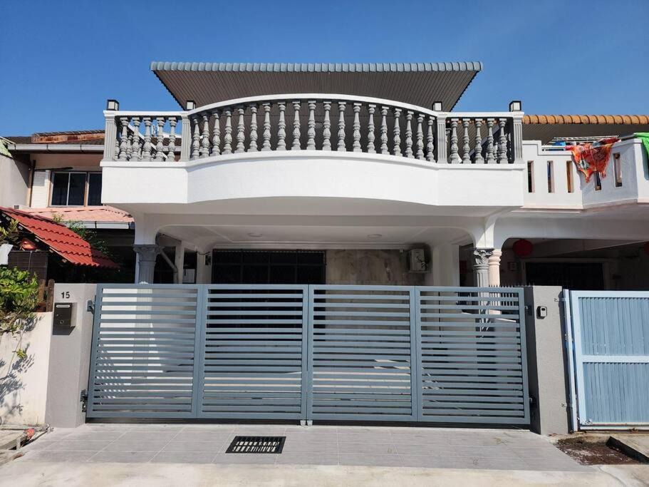 Photo of Patio Balcony in Central Seberang Perai