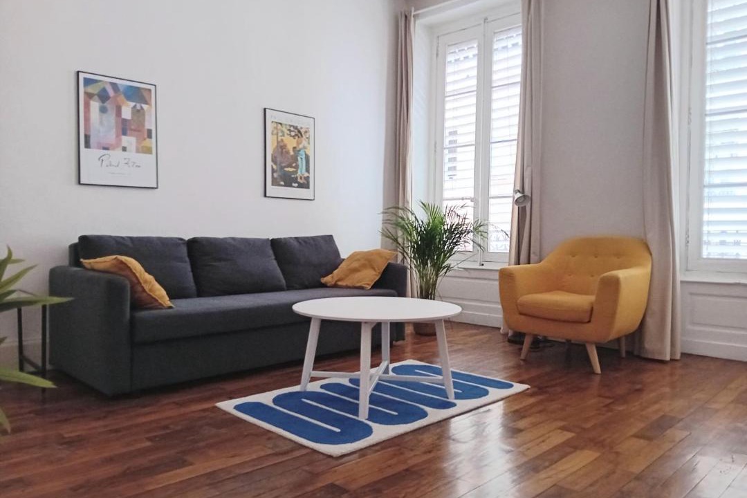 Photo of Livingroom in Voltaire - Saint Amour