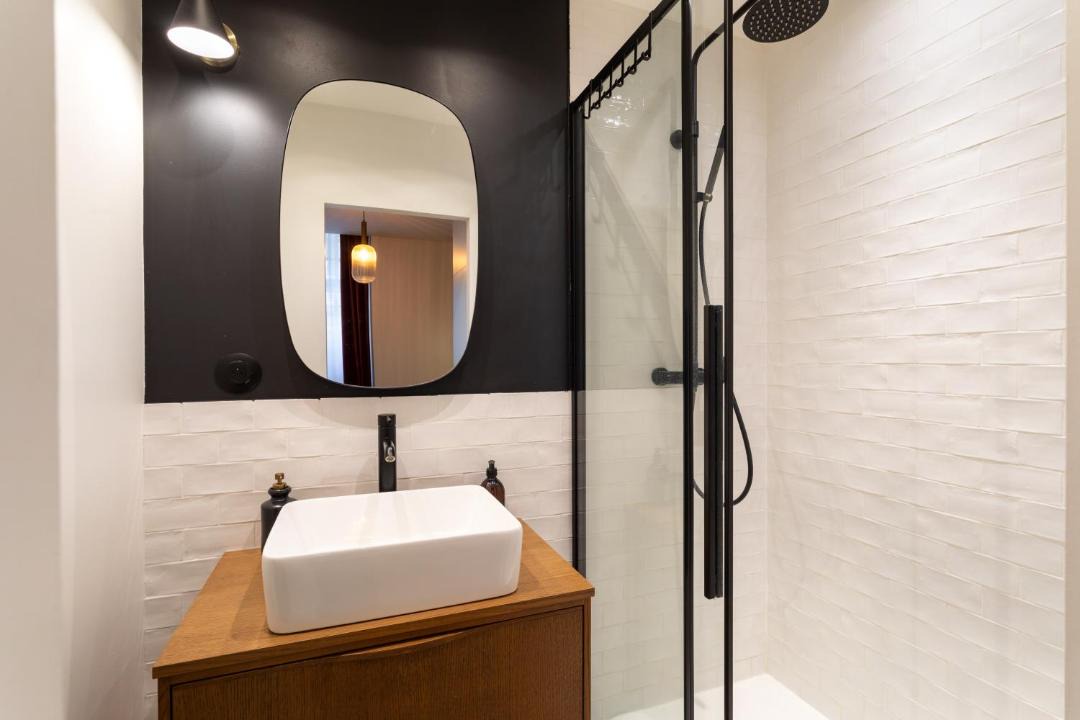 Photo of Bathroom in Centre