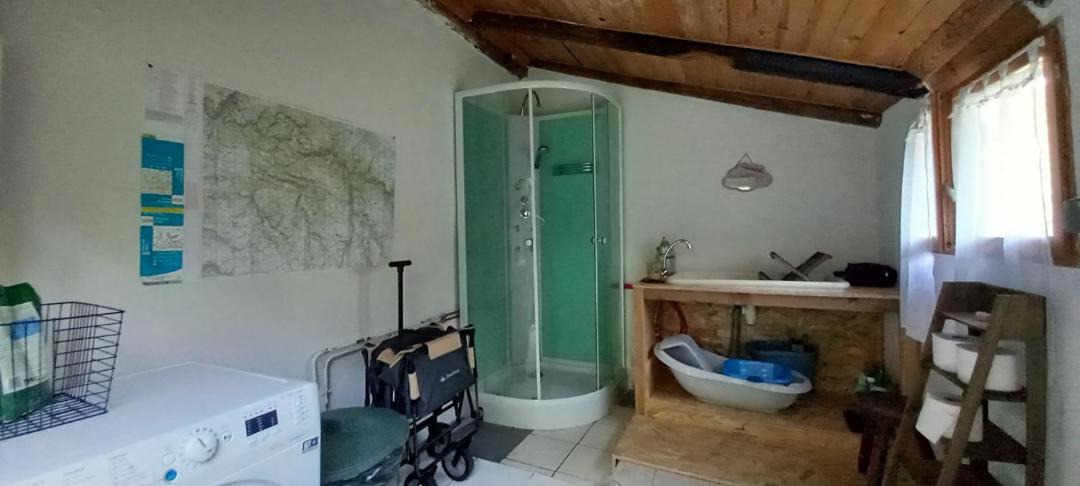 Photo of Bathroom in Saint-Etienne-de-Chomeil