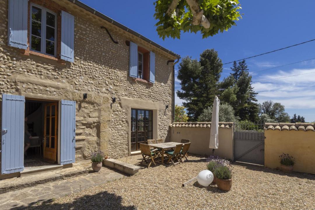 Photo of Others in Sablet