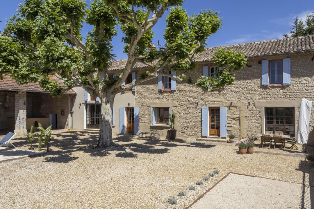 Photo of Others in Sablet