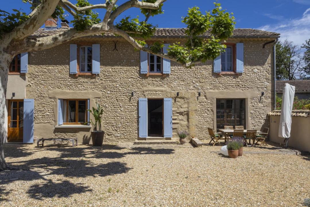 Photo of Others in Sablet