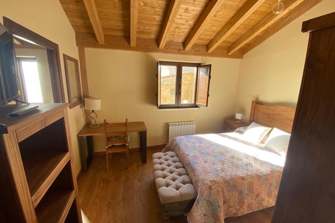 Photo of Bedroom in Valdenebro de los Valles