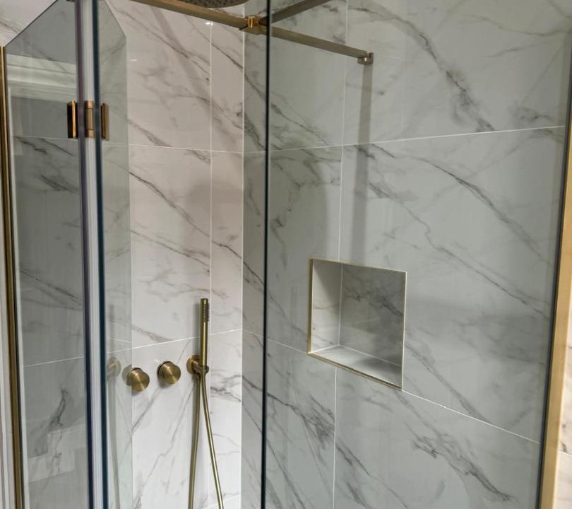 Photo of Bathroom in Knight's Hill