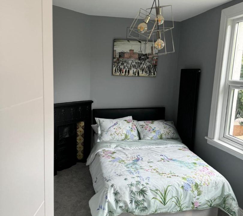 Photo of Bedroom in Knight's Hill