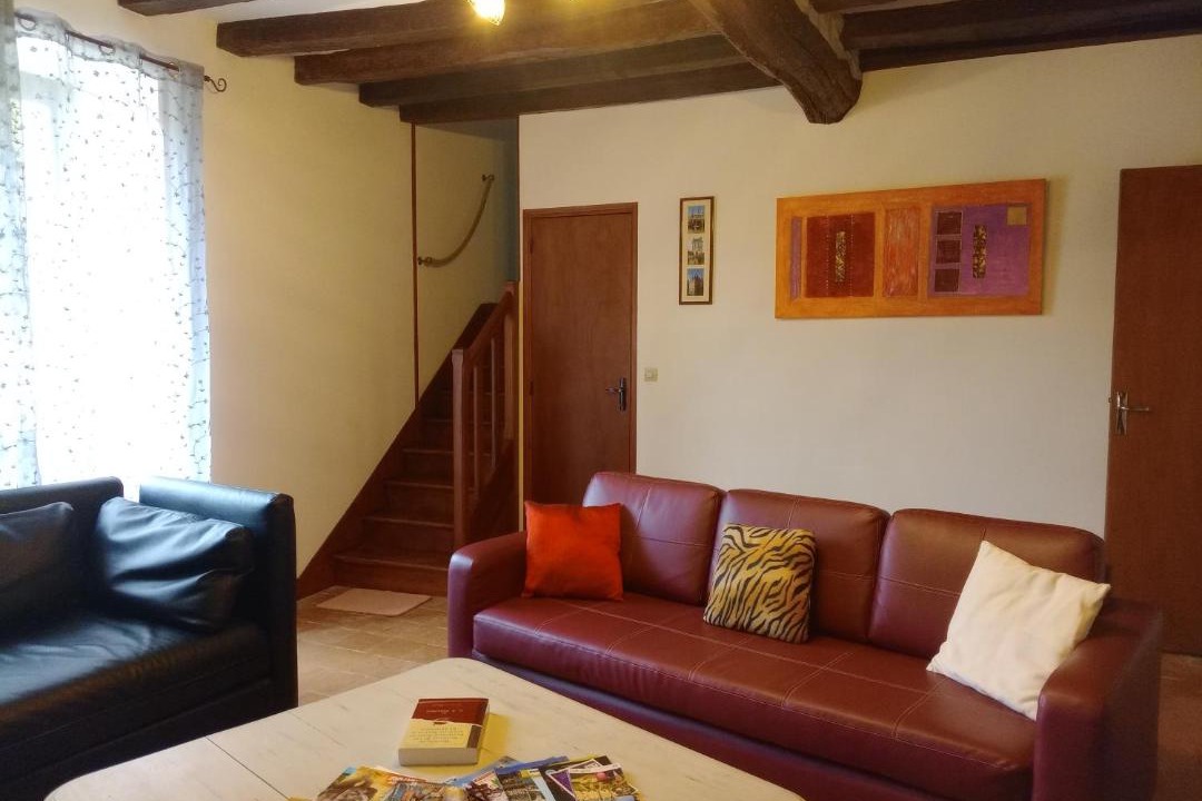 Photo of Livingroom in Braye-Sous-Faye