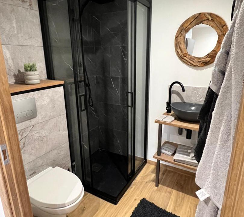 Photo of Bathroom in Avremesnil