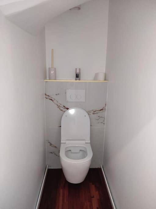 Photo of Bathroom in Cloyes-sur-le-Loir