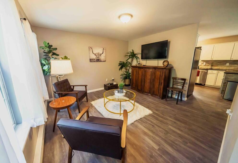 Photo of Others in Mount Pocahontas