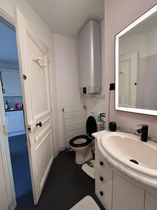 Photo of Bathroom in Maisons-Alfort