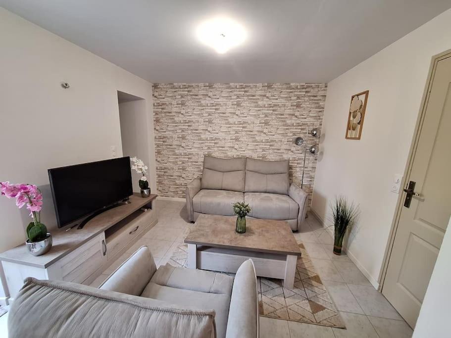 Photo of Others in Saint-Jean-d'Angely