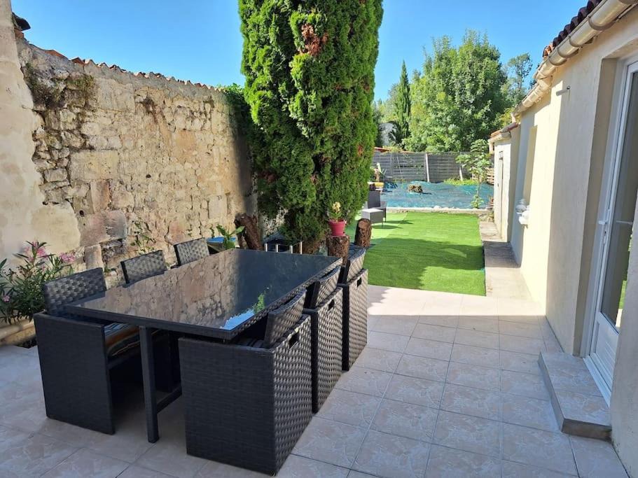 Photo of Patio Balcony in Saint-Jean-d'Angely