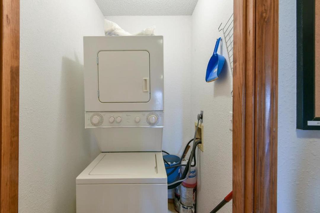 Photo of Others in Notch Estates