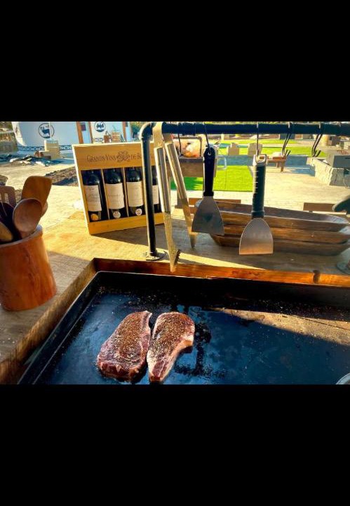 Photo of Others in Hollister