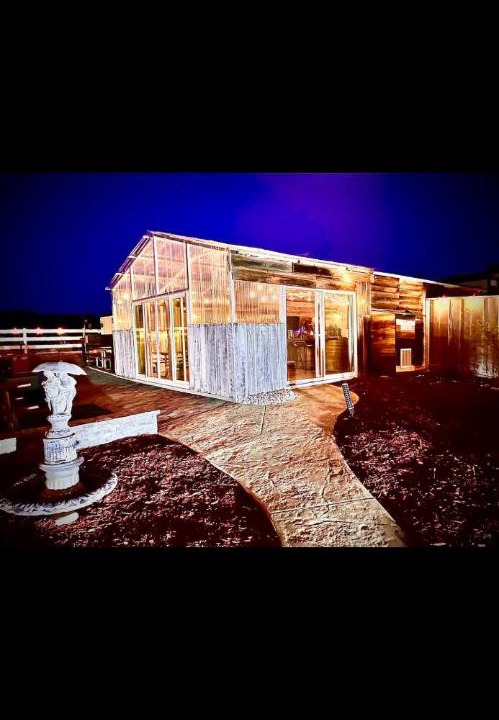 Photo of Others in Hollister